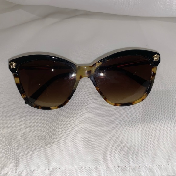 Versace sunglasses (authentic) - Picture 2 of 3